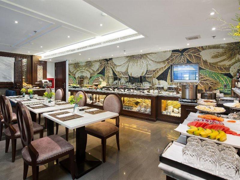 The Q Hotel Ханой Екстериор снимка